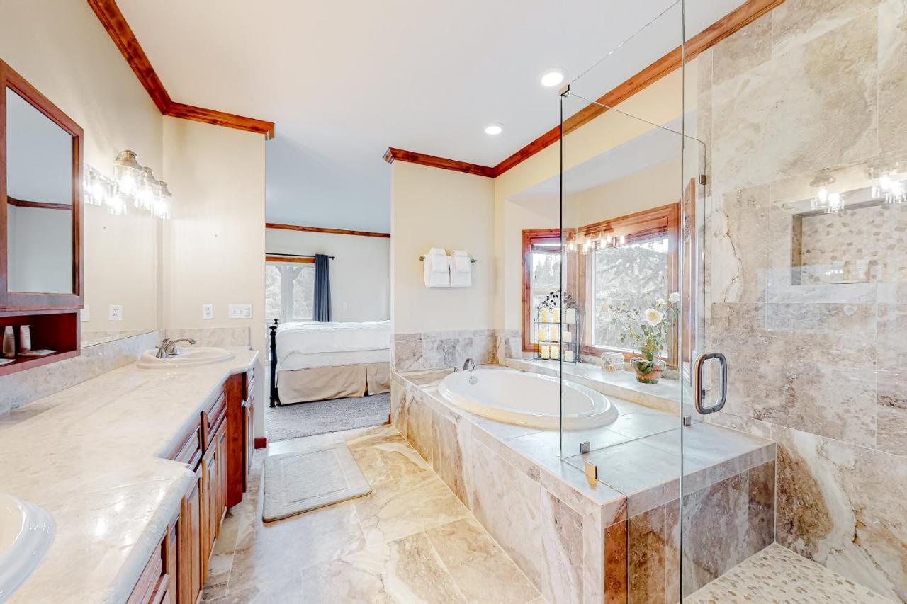 Deer Mountain Villa Лейк Ароухед Екстериор снимка